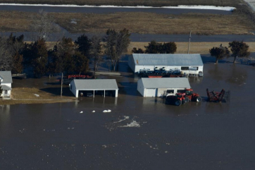 Наводнения в США уничтожают сельское хозяйство страны